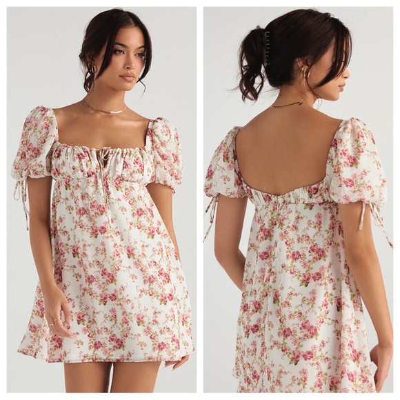 House of CB Dresses & Skirts - NWT House of CB Floral Mini Dress S A B C Cup